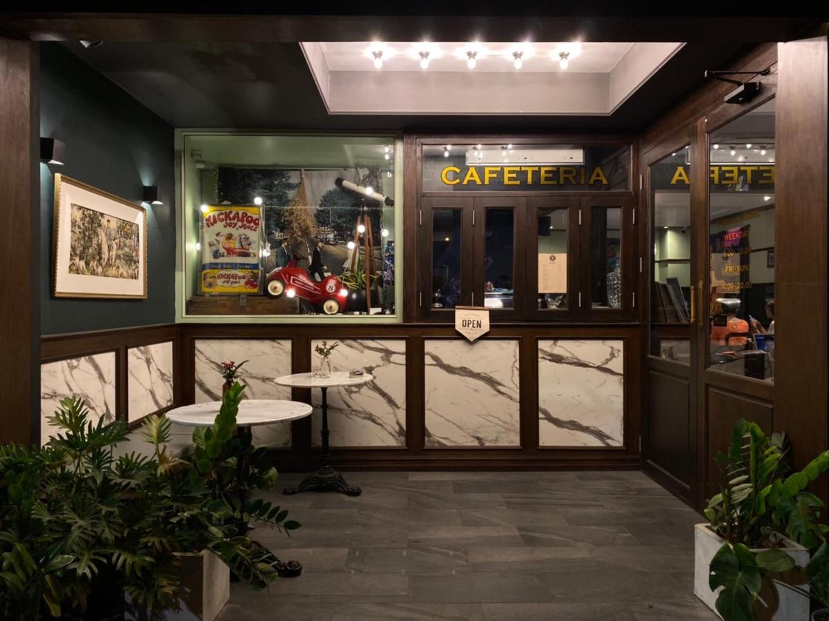 Mojo Old Town Phranakorn Hotel Bangkok Bagian luar foto